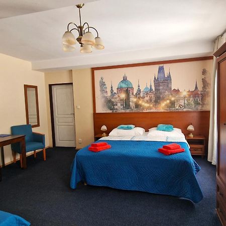 Aaron Hotel Prague Ngoại thất bức ảnh